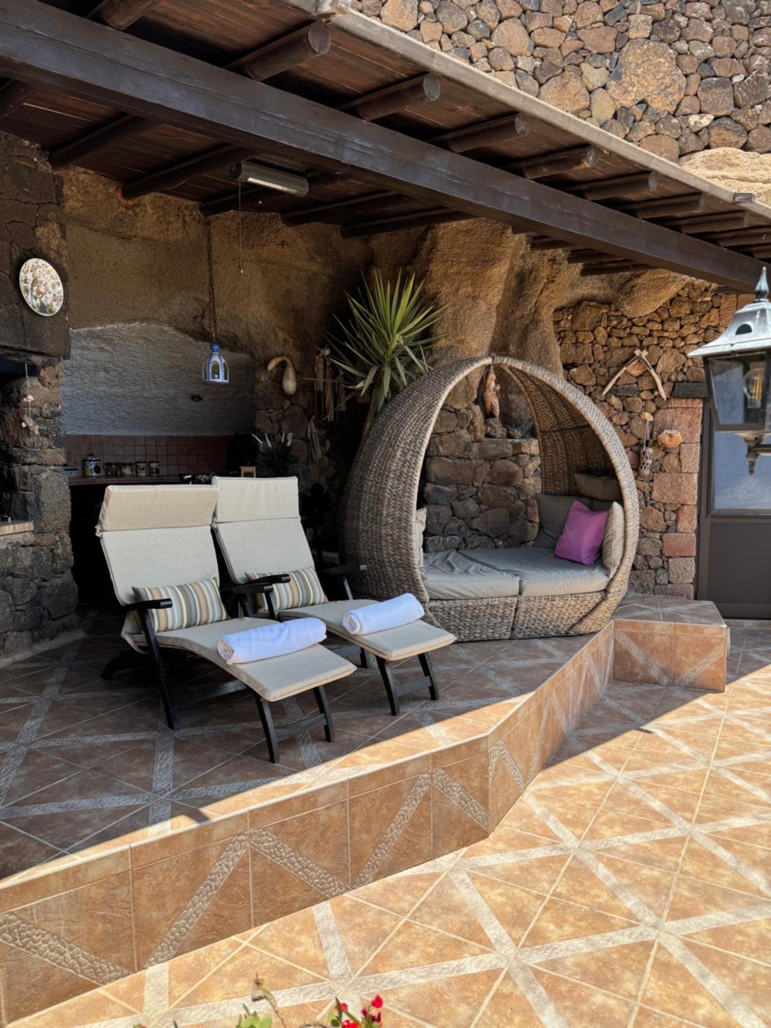 Castillo Lanzarote Villa Sophie - Luxury Villa -Sleep In A Volcanic Cave With Heated Pool Tias Exterior photo